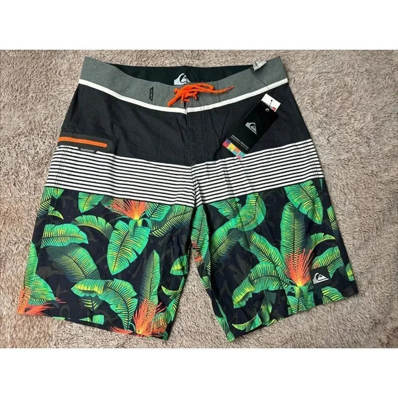 Quiksilver Hawaii SURF BOARD SHORTS Division Remix Dry Flight size 32 - Picture 2 of 16